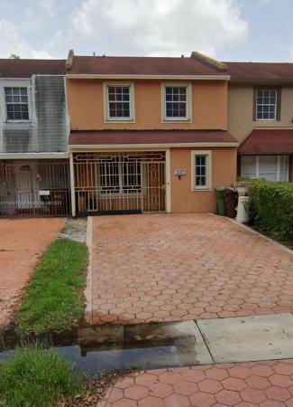 Lake Royal East, 1687 W 68th St #1687, Hialeah, Florida 33014, image 1