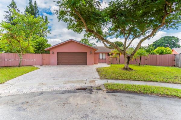 Heritage Pines, 5570 SW 9th Ct, Margate, Florida 33068, image 1