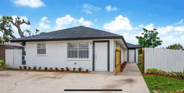 Symmes Sharman, 11960 SW 212th St, Goulds, Florida 33177, image 1