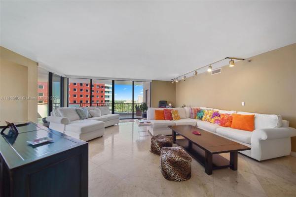 Villa Regina, 1581 Brickell Ave #1206, Miami, Florida 33129, image 1