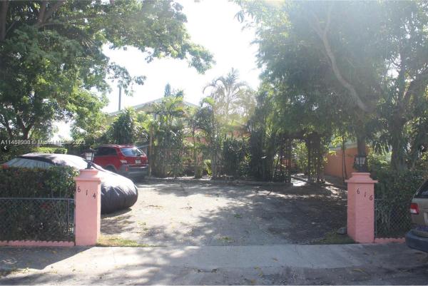Highlands, 614 Highland Ave, Lake Worth Beach, Florida 33460, image 1