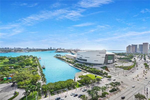 900 Biscayne Bay, 900 Biscayne Blvd #1901, Miami, Florida 33132, image 1
