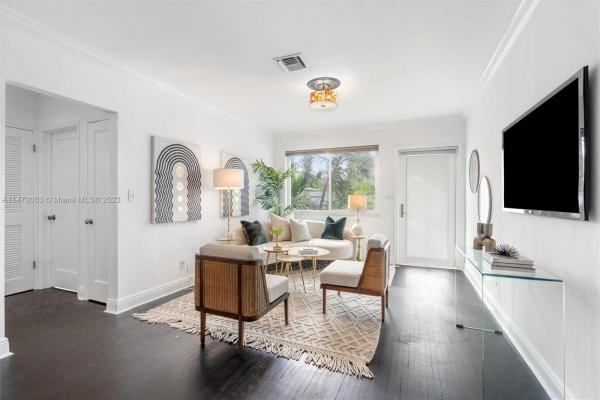 435 NE 111th St, Unincorporated Dade County, Florida 33161, image 3