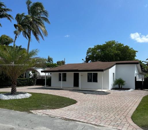 Bird Road Terrace, 6540 SW 43rd St, Westwood Lakes, Florida 33155, image 2