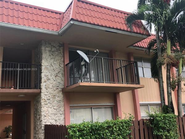 Kendallwood Villas, 10477 SW 108th Ave #224, Kendall, Florida 33176, image 1