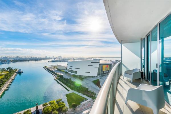MarinaBlue, 888 Biscayne Blvd #1710, Miami, Florida 33132, image 2