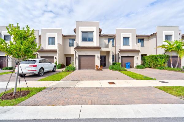 Paseos At Via Ventura, 20536 NE 5th Pl #20536, Ives Estates, Florida 33179, image 1