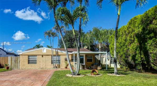 Fulford By The Sea, 1787 NE 180th St, North Miami Beach, Florida 33162, image 2