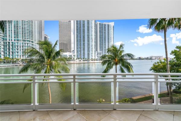 Carbonell, 901 Brickell Key Blvd #307, Miami, Florida 33131, image 1