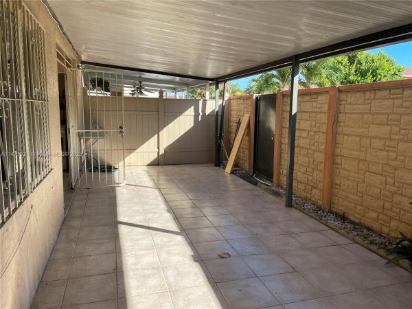 Vista Alegre Townhomes, 5625 W 26th Ct #101, Hialeah, Florida 33016, image 1