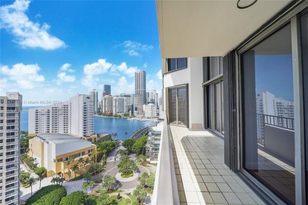Brickell Key One, 520 Brickell Key Dr #APH13, Miami, Florida 33131, image 1
