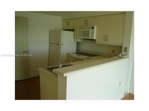 Mutiny Park Hotel Arya, 2889 Mcfarlane Rd #1508, Miami, Florida 33133, image 1