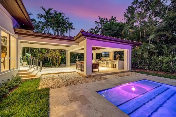 Granada, 1215 Ferdinand St, Coral Gables, Florida 33134, image 2
