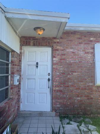 Park Road Manor, 3230 Taft St, Hollywood, Florida 33021, image 1