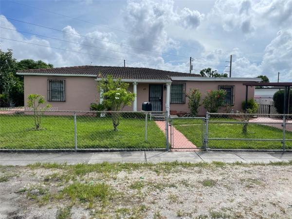 Linden Gardens, 870 E 34th St, Hialeah, Florida 33013, image 1