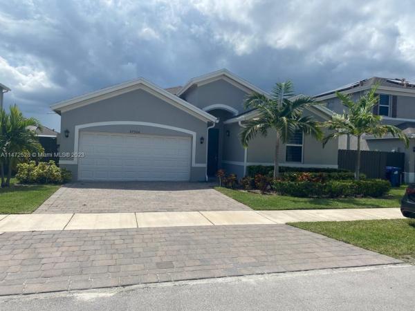 AH At Turnpike South, 27304 SW 132nd Pl, Naranja, Florida 33032, image 1
