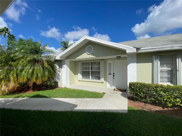 North Gate, 2285 SE 4th Ct, Homestead, Florida 33033, image 2
