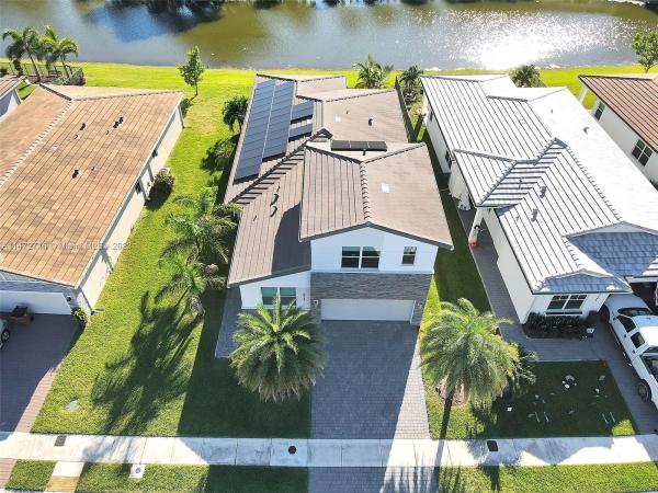 Veleiros At Crystal Lake, 4137 Marina Way, Deerfield Beach, Florida 33064, image 1