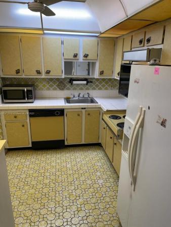 Castle Gardens, 4851 NW 21st St #507, Lauderhill, Florida 33313, image 1