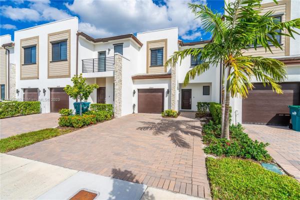 Vistas At Via Ventura, 20865 NE 7th Ct #20865, Ives Estates, Florida 33179, image 1