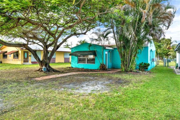 Hollywood Park, 2531 Thomas St, Hollywood, Florida 33020, image 3