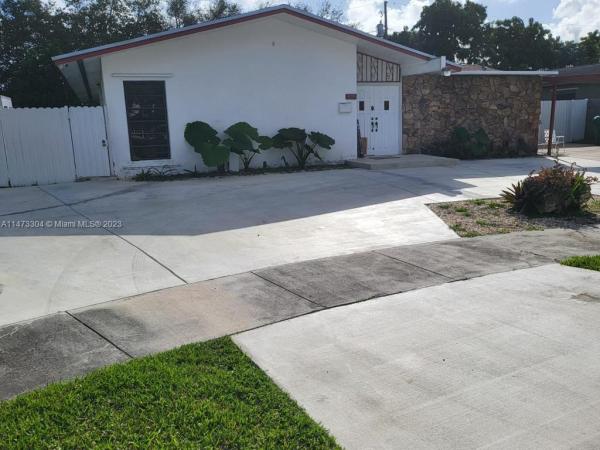 Bel Aire, 10190 SW 203rd Ter, Cutler Bay, Florida 33189, image 2