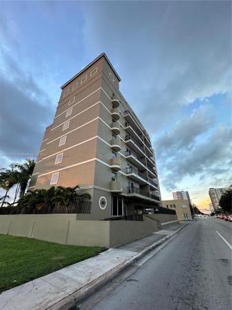 The Douglas Residence, 120 SW 37th Ave #602, Miami, Florida 33134, image 1
