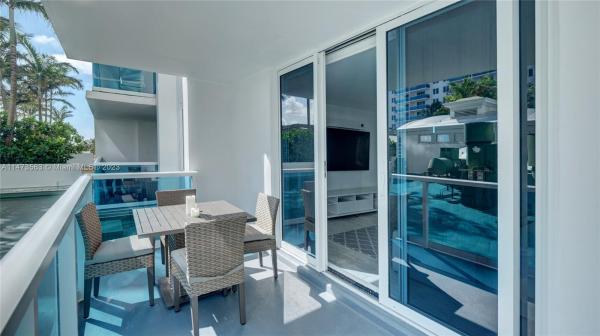 Roney Palace, 2301 Collins Ave #321, Miami Beach, Florida 33139, image 1