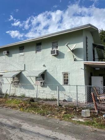 Idlewild Park, 1805 SW 4th St, Miami, Florida 33135, image 1