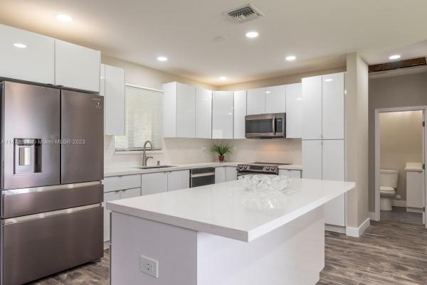 Bel Aire, 19202 SW 99th Ave, Cutler Bay, Florida 33157, image 2