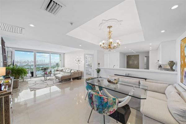 The Floridian, 650 West Ave #2703, Miami Beach, Florida 33139, image 1