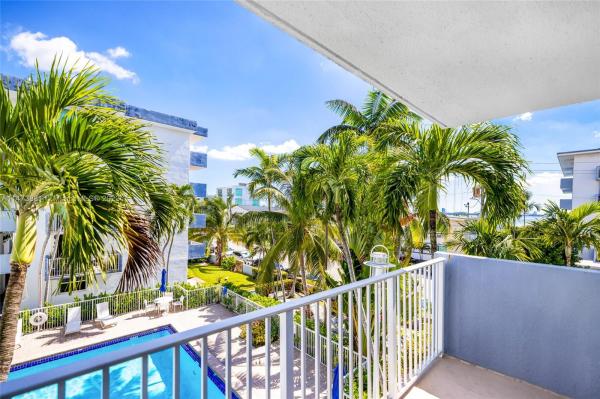 North Bay Villas, 1801 S Treasure Dr #321, North Bay Village, Florida 33141, image 1
