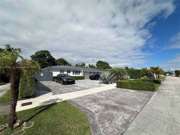 University Homes, 4610 SW 89th Pl, Olympia Heights, Florida 33165, image 1