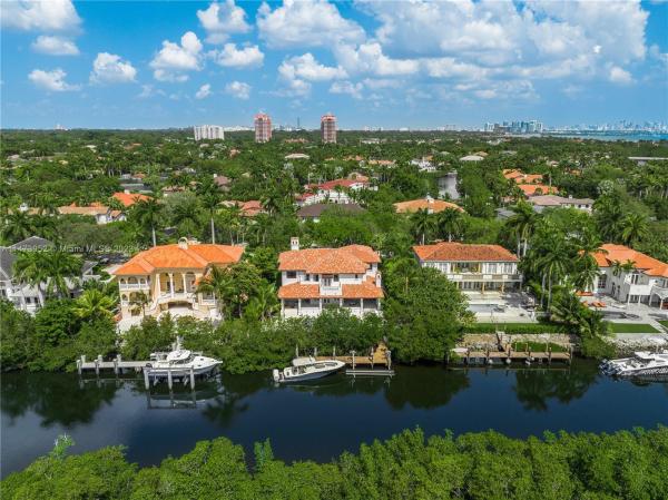 Cocoplum, 152 Paloma Dr, Coral Gables, Florida 33143, image 1