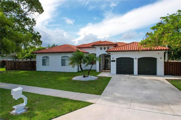 13201 SW 204th St, Unincorporated Dade County, Florida 33177, image 2