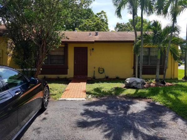 Westwind Lakes Townhouses, 6709 SW 147th Ct 0, Kendall West, Florida 33193, image 1