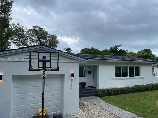 Riviera, 5711 Marius St, Coral Gables, Florida 33146, image 2