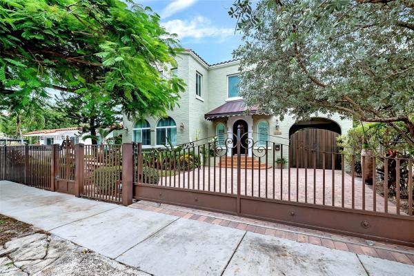 Vedado, 2370 SW 17th St, Miami, Florida 33145, image 1