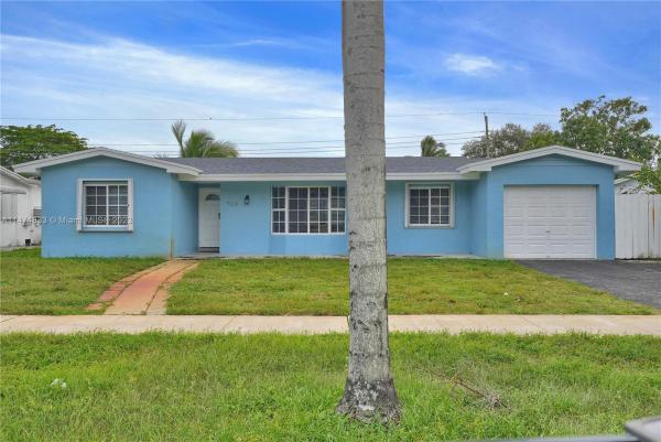 Boulevard Heights, 7528 Taft St, Hollywood, Florida 33024, image 2