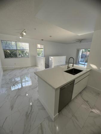 Poinciana Place, 5820 W Sample Rd #308, Coral Springs, Florida 33067, image 1