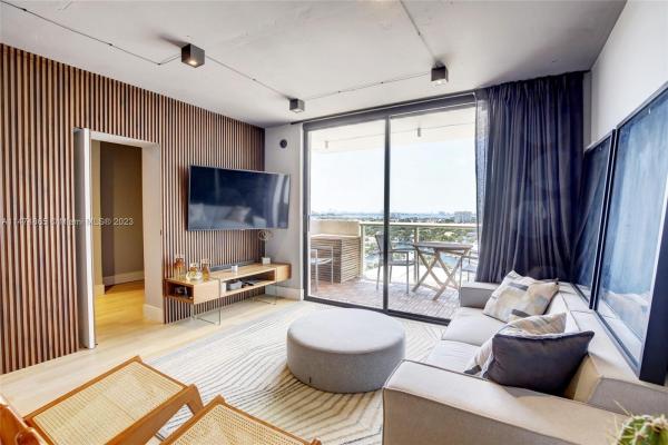 Sailboat Cay, 13499 Biscayne Blvd #1514, North Miami, Florida 33181, image 1