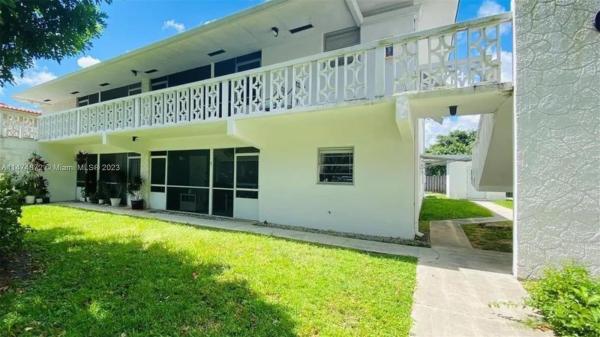 Capri, 540 S Luna Ct #6, Hollywood, Florida 33021, image 1