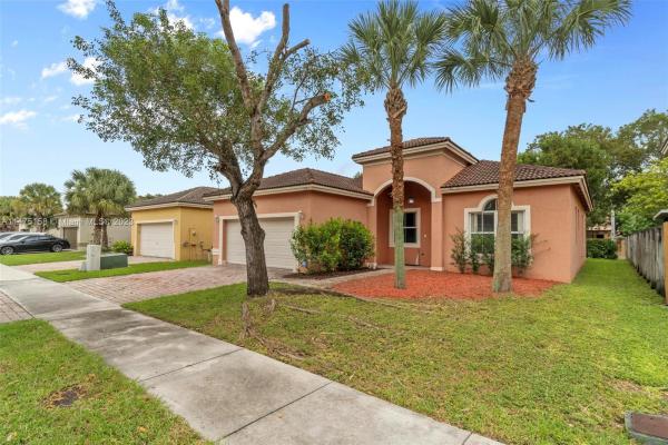 Keys Landing, 1551 SE 17th Ave, Homestead, Florida 33035, image 2