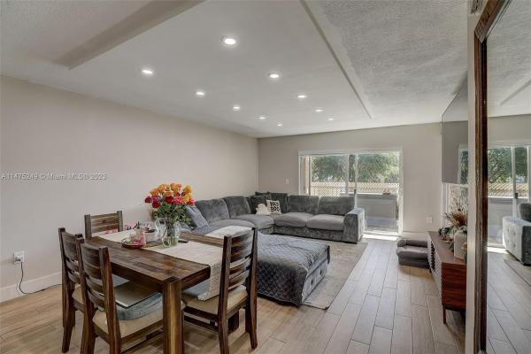 Ramblewood, 13701 Kendale Lakes Cir #B-203, Kendale Lakes, Florida 33183, image 1