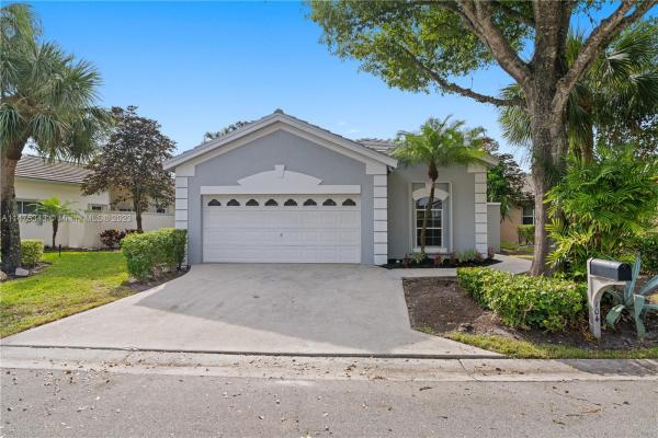 The Aviary At River Bridge, 104 Harbor Lake Cir, Greenacres, Florida 33413, image 1