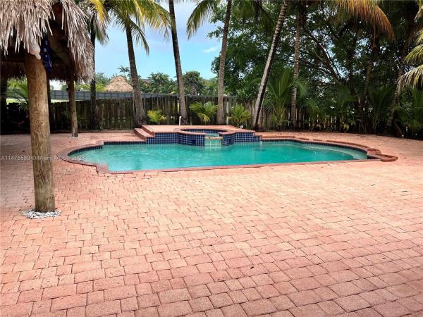 19551 SW 133rd Ave, Unincorporated Dade County, Florida 33177, image 1