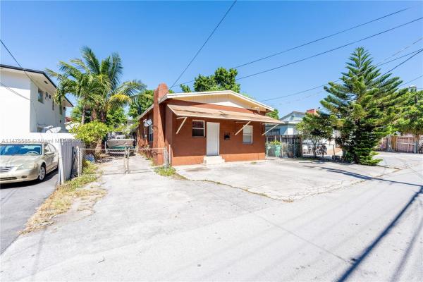 Idlewild Park, 1739 SW 4th St, Miami, Florida 33135, image 1