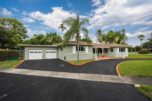 Deer Park, 280 Eucalyptus Dr, Hialeah, Florida 33010, image 1