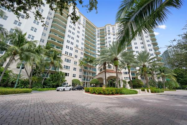 Turnberry Village South Tower, 19900 E Country Club Dr #720, Aventura, Florida 33180, image 1