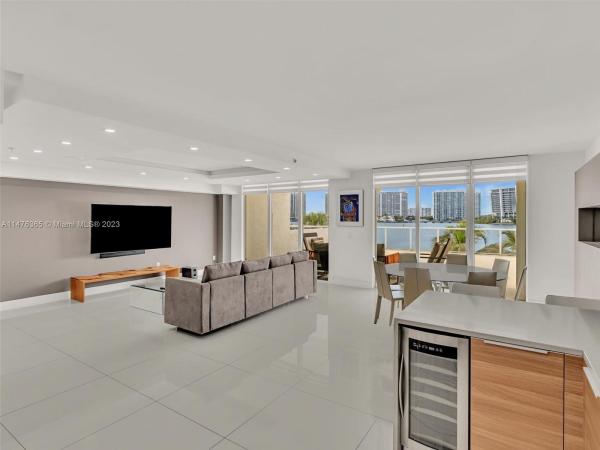 Marina Bay Club, 18100 N Bay Rd #302, Sunny Isles Beach, Florida 33160, image 1